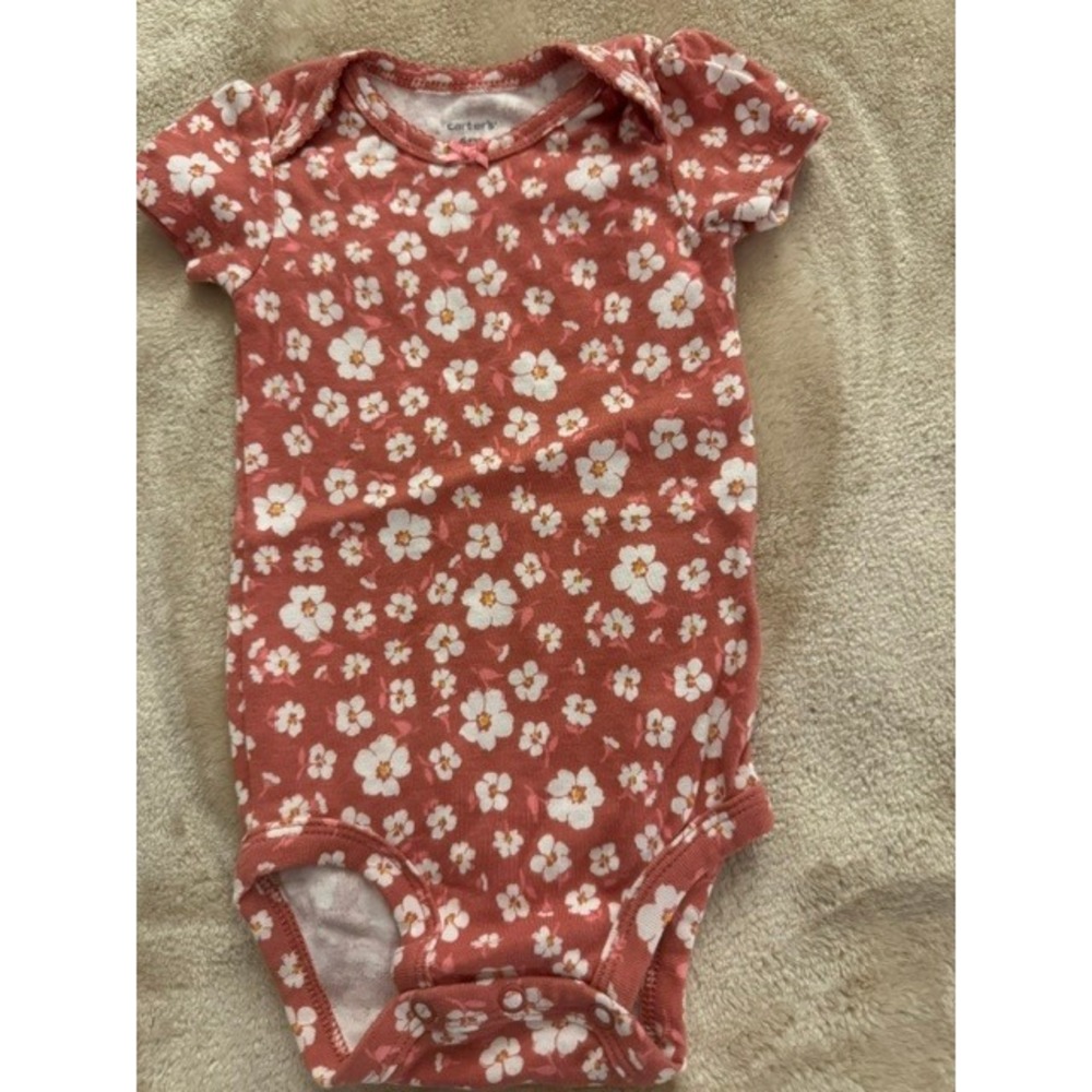 Carters Baby Girl Floral Bodysuit 6M Coral Pink‎ Daisy Short Sleeve Snaps (E)
